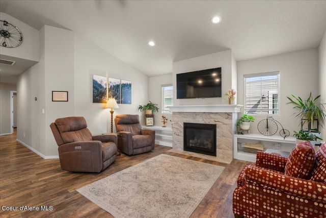 6515 N DESCARTES DR, Coeur D'alene, ID 83815