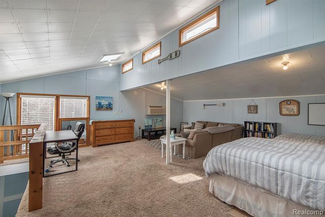 11501 Torrey Road, Fenton, MI 48430