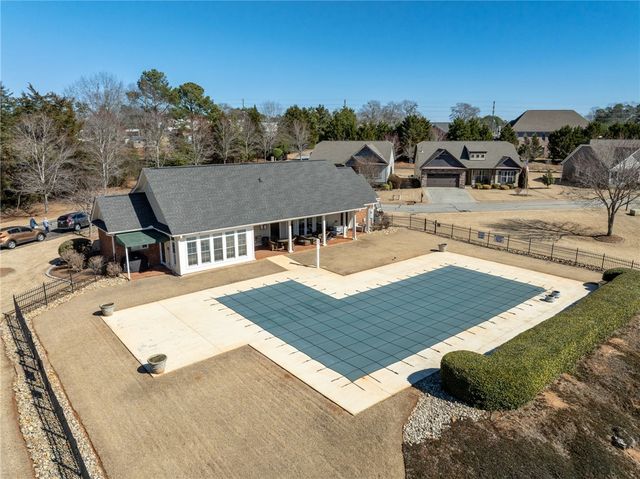 84 Angus Run, Seneca, SC 29672