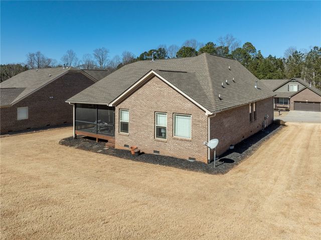 84 Angus Run, Seneca, SC 29672