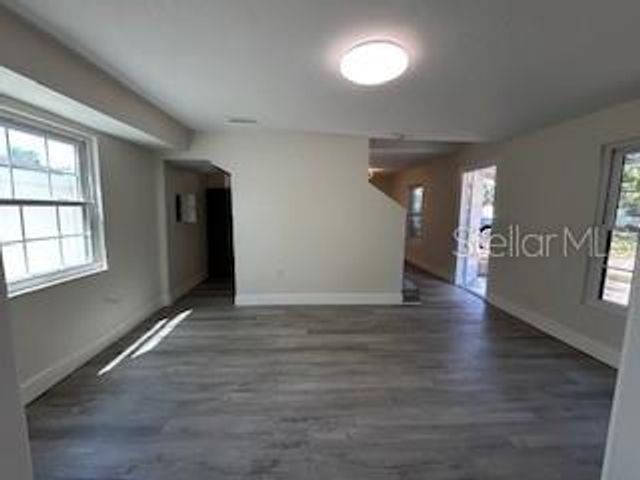 917 E POINSETTIA AVENUE, Tampa, FL 33612