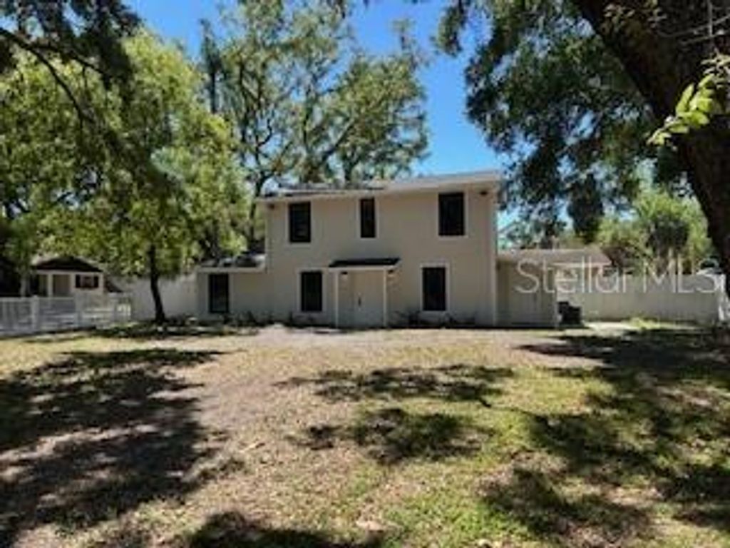 917 E POINSETTIA AVENUE, Tampa, FL 33612