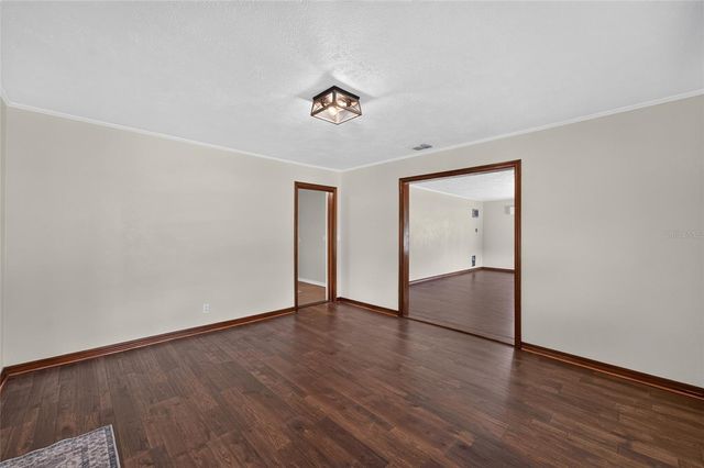 13725 10TH STREET, Dade City, FL 33525