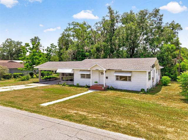 13725 10TH STREET, Dade City, FL 33525