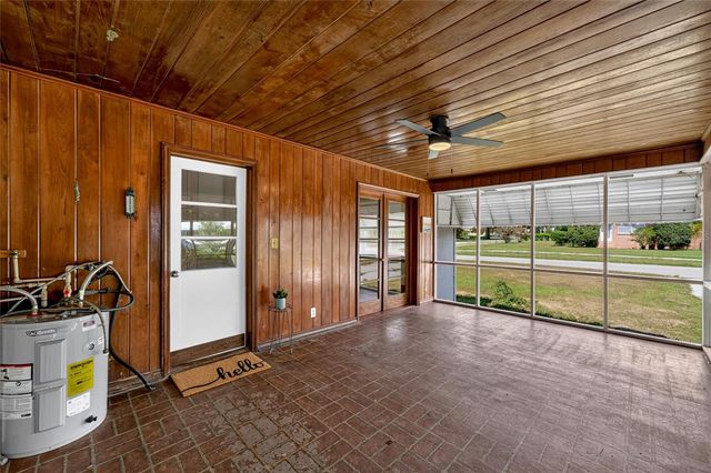 13725 10TH STREET, Dade City, FL 33525