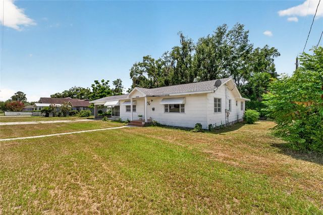 13725 10TH STREET, Dade City, FL 33525