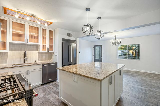 2534 E Florence Drive, Tucson, AZ 85716