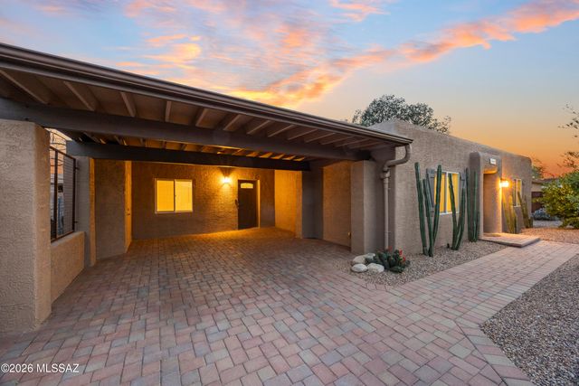 2534 E Florence Drive, Tucson, AZ 85716