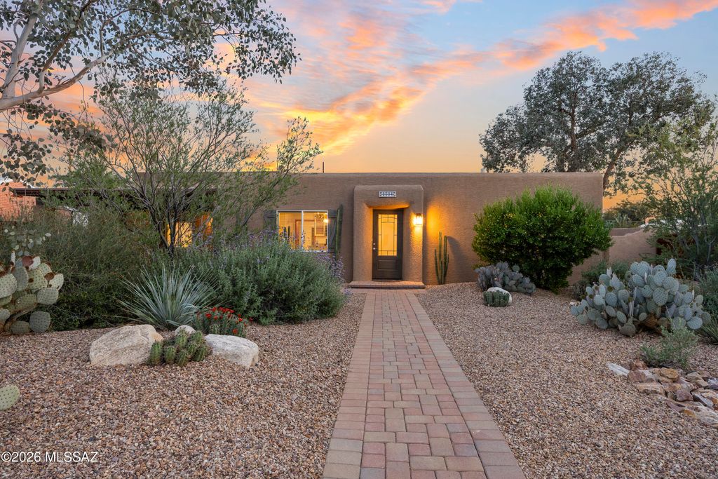 2534 E Florence Drive, Tucson, AZ 85716