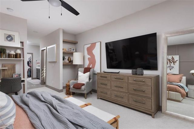 1101 SW Brookside Court, Lee's Summit, MO 64064