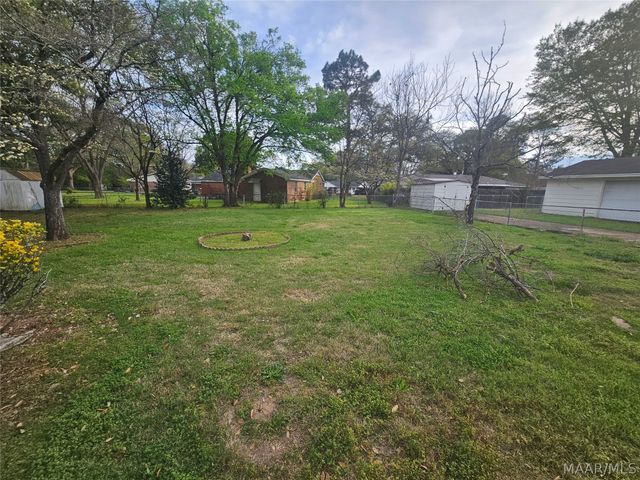 3006 Pelzer Avenue, Montgomery, AL 36109