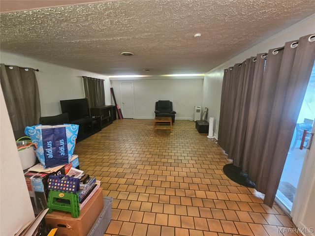 3006 Pelzer Avenue, Montgomery, AL 36109