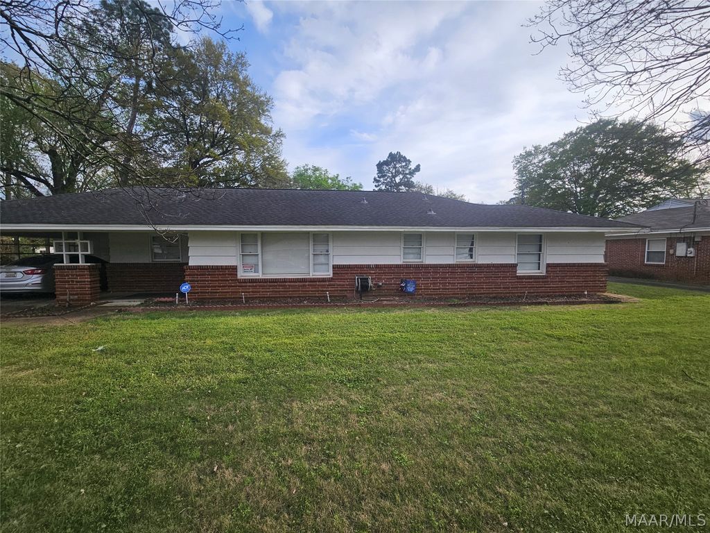 3006 Pelzer Avenue, Montgomery, AL 36109