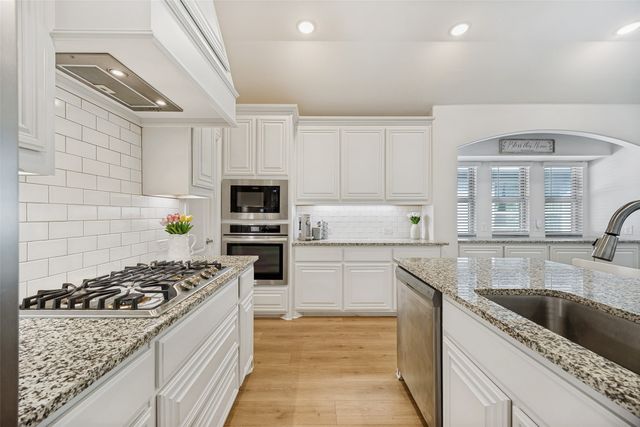 1317 Sumner Street, Aubrey, TX 76227