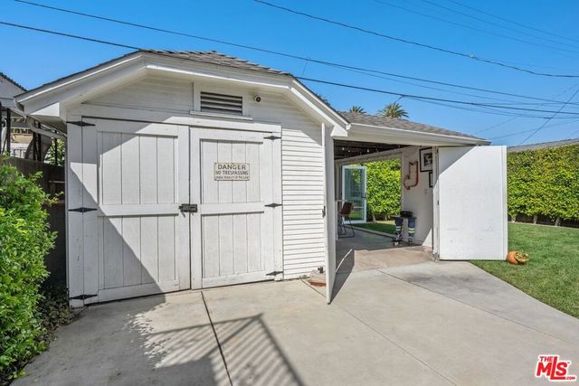 1117 S Manhattan Place, Los Angeles, CA 90019