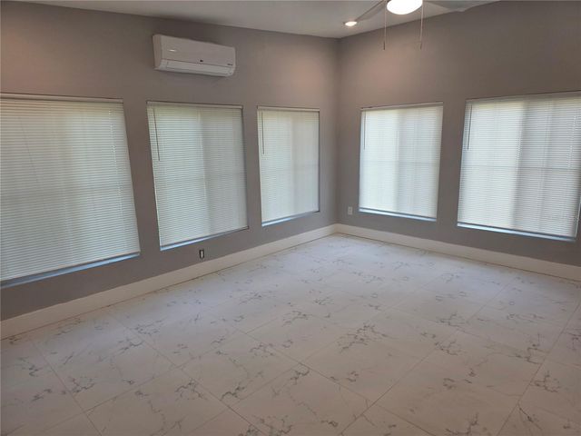 1911 W AMELIA STREET, Orlando, FL 32805