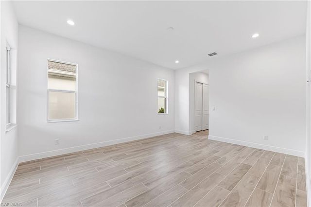 8786 Saint Lucia DR, Naples, FL 34114