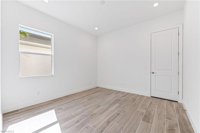 8786 Saint Lucia DR, Naples, FL 34114