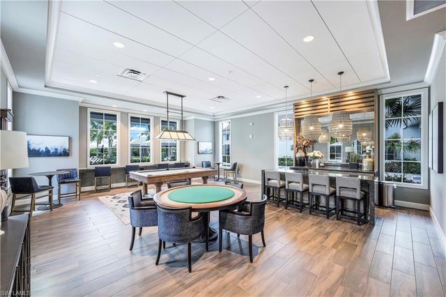 8786 Saint Lucia DR, Naples, FL 34114