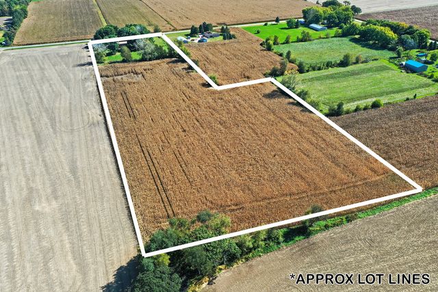 15758 County Line Road, Capron, IL 61012