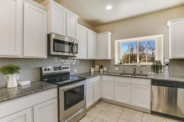 320 Craters Of The Moon BLVD, Pflugerville, TX 78660