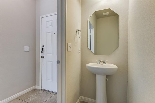 320 Craters Of The Moon BLVD, Pflugerville, TX 78660