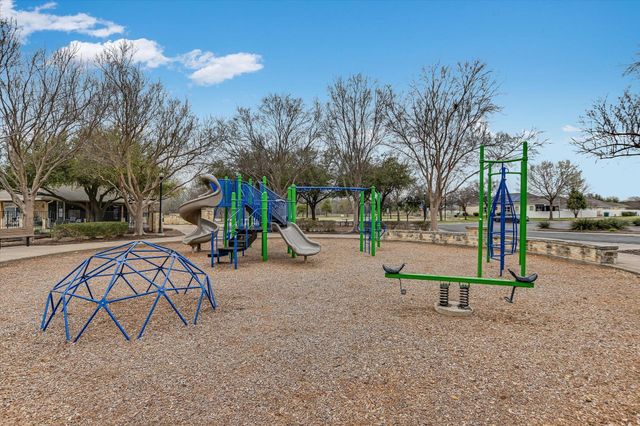 320 Craters Of The Moon BLVD, Pflugerville, TX 78660