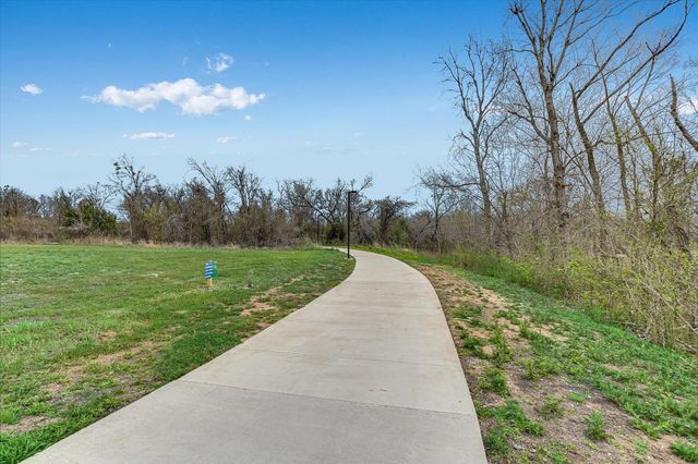 320 Craters Of The Moon BLVD, Pflugerville, TX 78660