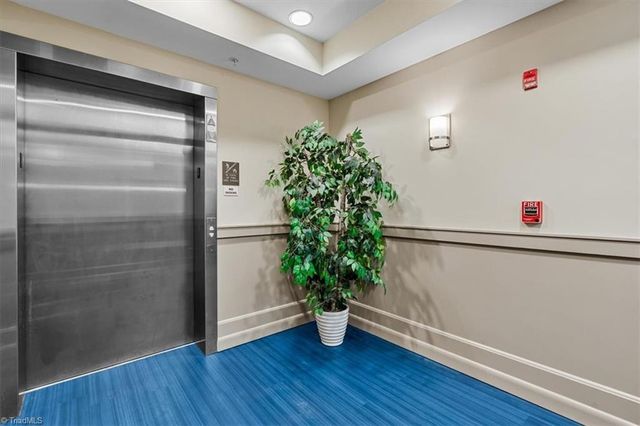 411 W Washington Street 108, Greensboro, NC 27401