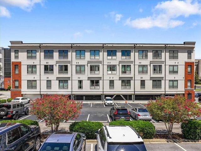 411 W Washington Street 108, Greensboro, NC 27401