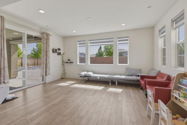 3086 Leeds Lane, Tracy, CA 95377