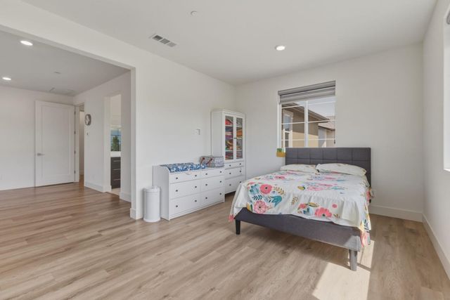 3086 Leeds Lane, Tracy, CA 95377