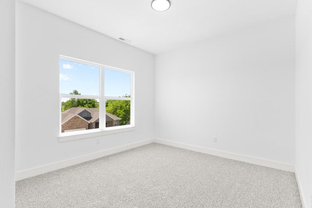 2051 E Will St., Republic, MO 65738