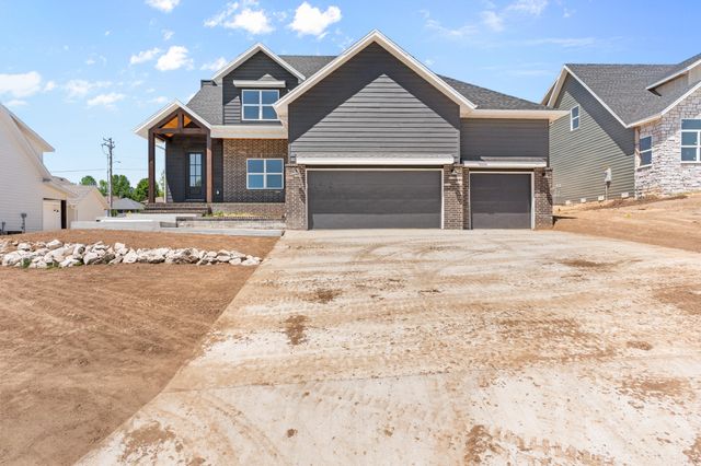 2051 E Will St., Republic, MO 65738