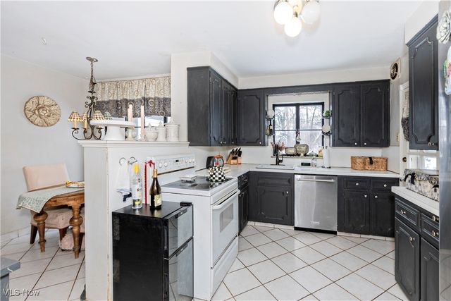 19850 Fairmount Boulevard, Shaker Heights, OH 44118