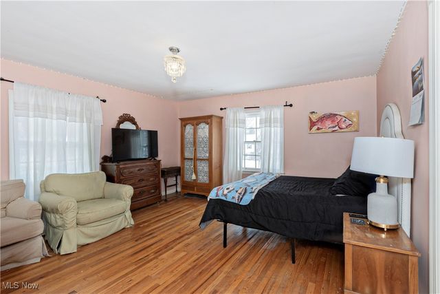 19850 Fairmount Boulevard, Shaker Heights, OH 44118