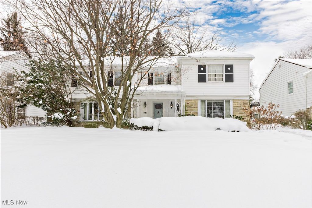 19850 Fairmount Boulevard, Shaker Heights, OH 44118