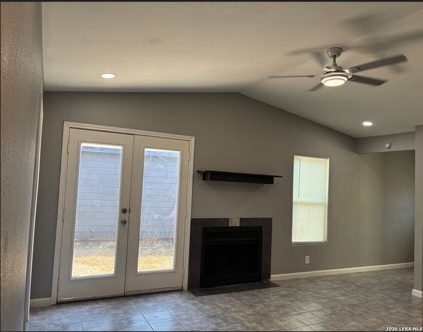 8711 PORT OF CALL DR, San Antonio, TX 78242
