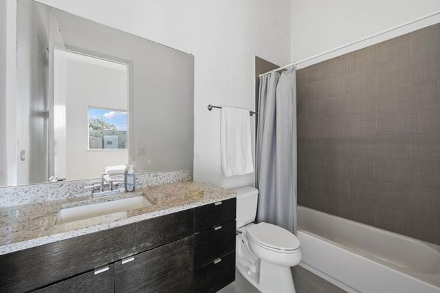 3302 Lake Street 3, Houston, TX 77098