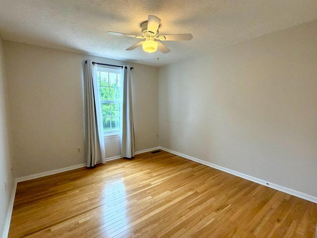 6812 ERICKA AVE, Alexandria, VA 22310