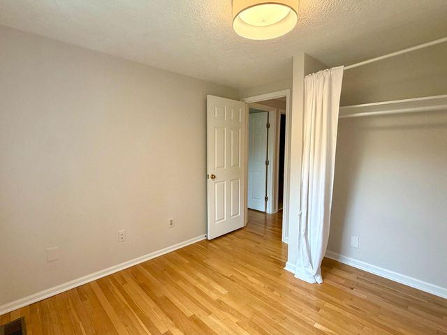 6812 ERICKA AVE, Alexandria, VA 22310