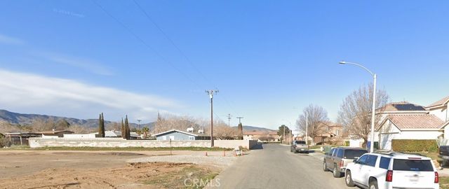 1224 E Avenue Q13, Palmdale, CA 93550
