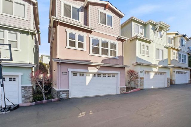 26983 Hayward Boulevard, Hayward, CA 94542