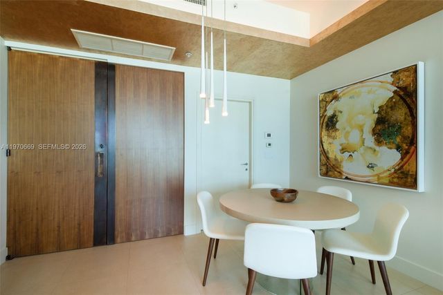 50 S Pointe Dr 1807, Miami Beach, FL 33139