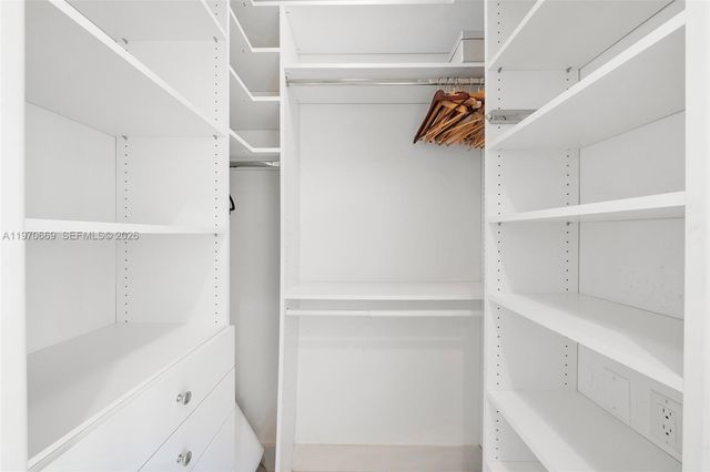 50 S Pointe Dr 1807, Miami Beach, FL 33139