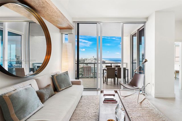 50 S Pointe Dr 1807, Miami Beach, FL 33139