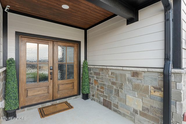 179 Island Circle, Loudon, TN 37774