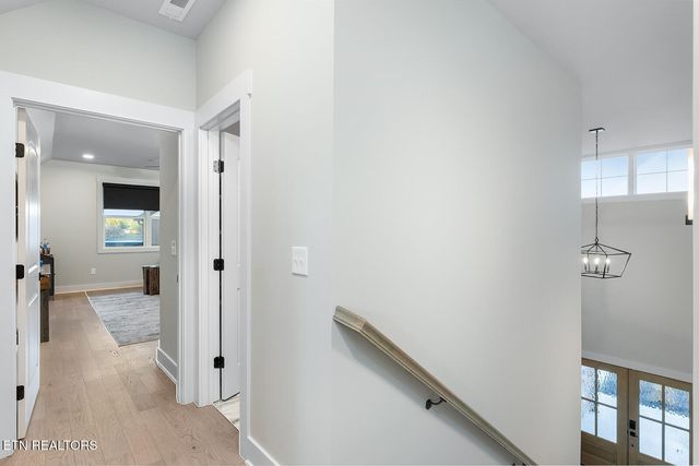 179 Island Circle, Loudon, TN 37774