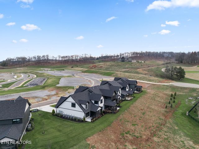 179 Island Circle, Loudon, TN 37774