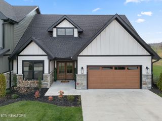 179 Island Circle, Loudon, TN 37774